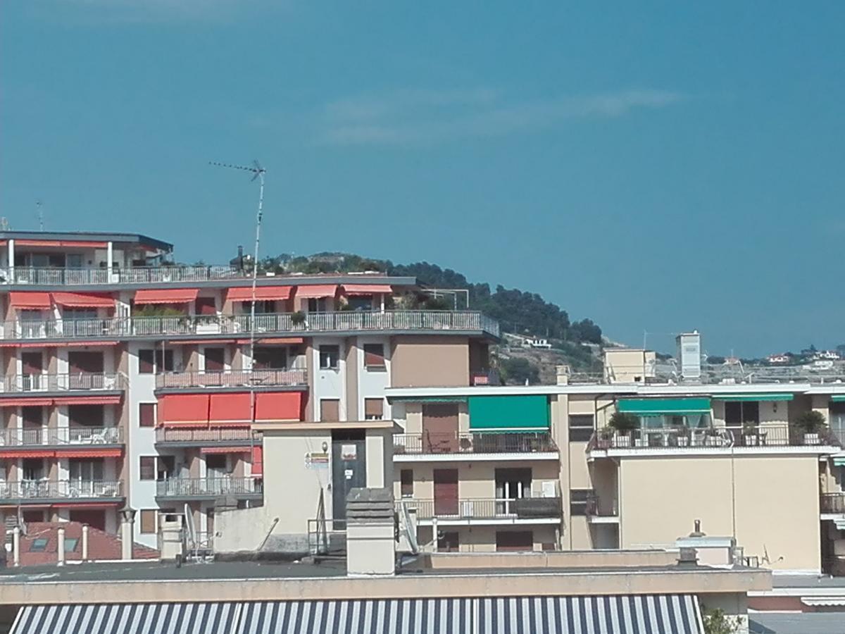 A 2 Passi Dal Mare Apartment Sanremo Exterior foto